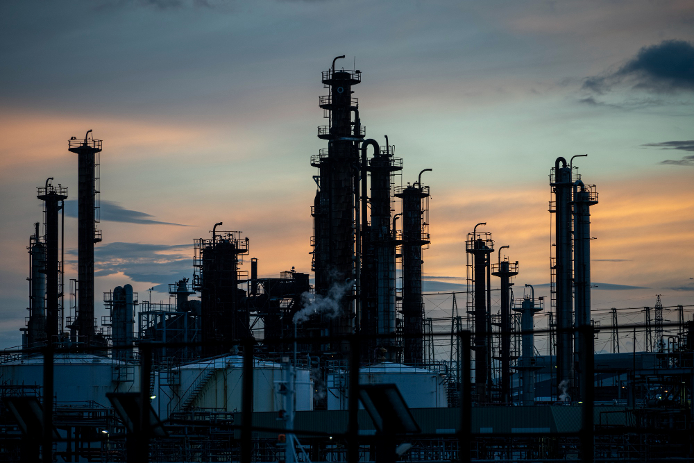 Mastering the Fundamentals of Upstream Oil and Gas Operations: A Practical Guide for New Professionals
