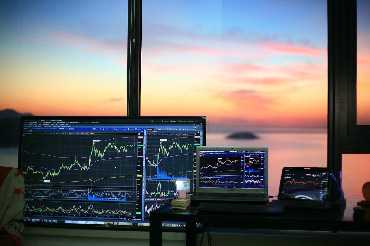 What Are Oil and Gas Stocks? A Beginner’s Guide